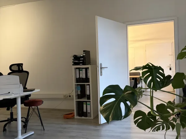 Abschließbares Büro in Berlin (Prenzlauer Berg) – Helle Bürogemeinschaft in Berlin-Prenzlauer Berg — Bild 5