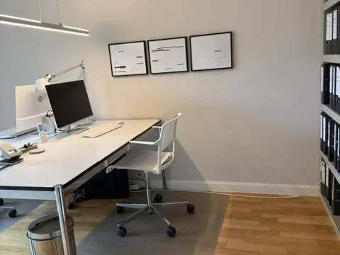 Schreibtischplatz in Düsseldorf (Altstadt) – Exklusive Bürogemeinschaft mit Rheinblick in Düsseldorf-Altstadt — Bild 4