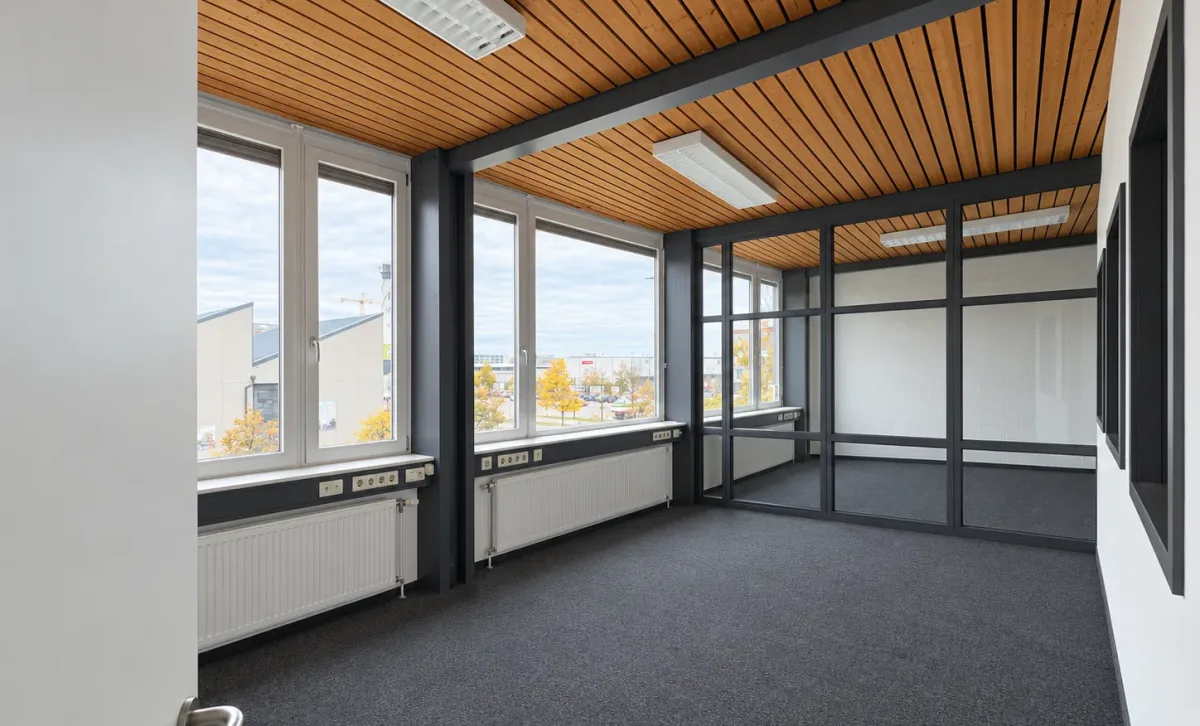Büro 3 – ca. 18 m², digital leer visualisiert