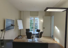 Einzelbüro mit Besprechungsbereich – Foto 3