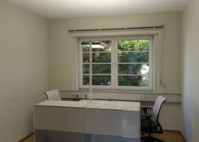 Büro mit zwei Arbeitsplätzen [1] – Foto 1