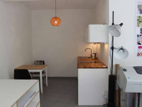 Helle Bürogemeinschaft im Französischen Viertel in Tübingen Nordstadt — Bild 3