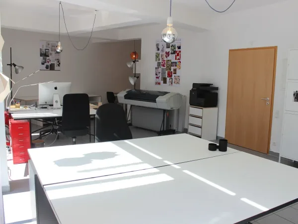 Schreibtischplatz in Tübingen (Nordstadt) – Helle Bürogemeinschaft in Tübingen-Nordstadt — Bild 4