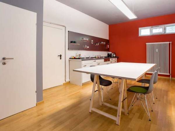 Schreibtischplatz in München (Schwanthalerhöhe) – Möblierte Arbeitsplätze im schönen Westend — Bild 4