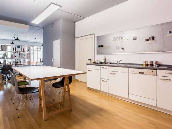 Schreibtischplatz in München (Schwanthalerhöhe) – Möblierte Arbeitsplätze im schönen Westend — Bild 1