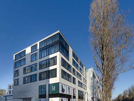 Serviced Büros und Coworking in lebhaftem Schwabing, München — Bild 1