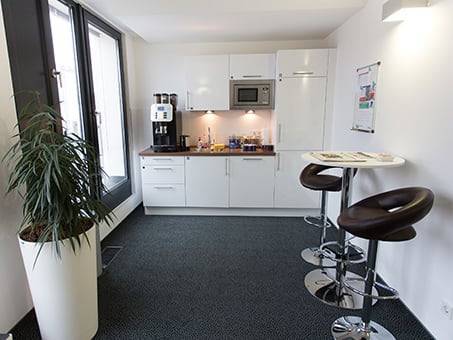 Serviced Büros und Coworking in lebhaftem Schwabing, München — Bild 8