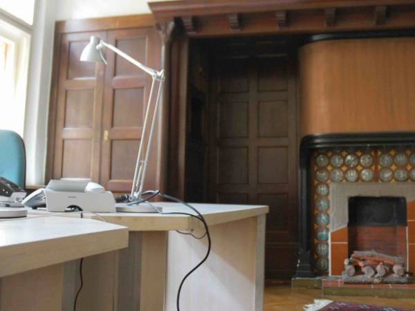 Kreative Bürogemeinschaft in Gründerzeit-Villa in Berlin-Prenzlauer — Bild 7