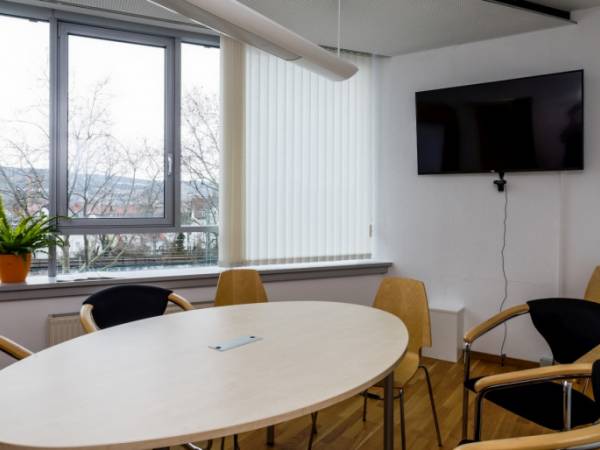 Heller Büroraum in moderner Bürogemeinschaft in Stuttgart Bad — Bild 4