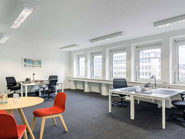 Modernes Business Center & Coworking in Düsseldorf-Carlstadt — Bild 6