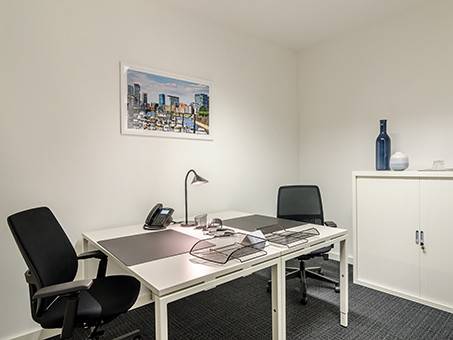 Modernes Business Center & Coworking in Düsseldorf-Carlstadt — Bild 2