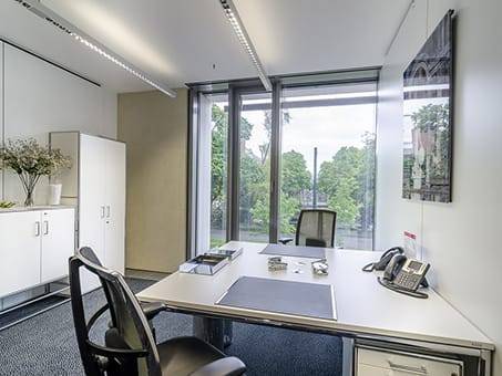 Moderne Büros & Coworking Space mit Rheinblick in — Bild 1