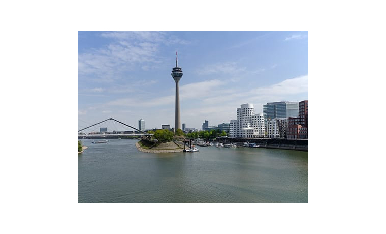 Büro mieten Neuer Zollhof Düsseldorf Hafen