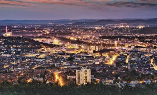 Exklusiver Coworking Space mit Blick über Stuttgart-Gänsheide