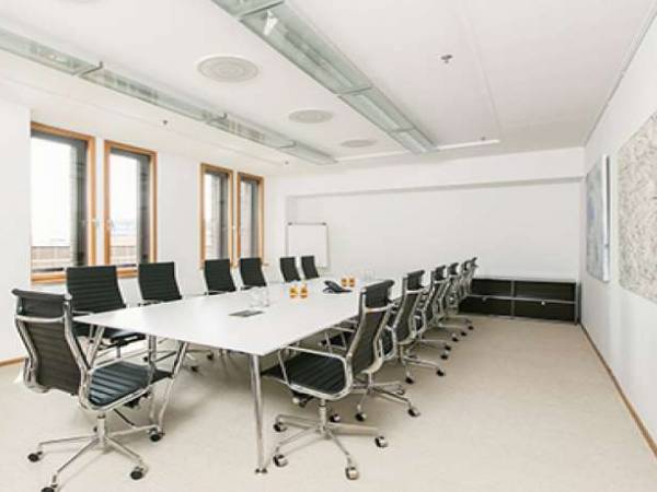 Luxuriöses 5* Business Center & Coworking in Berlin-Mitte — Bild 8