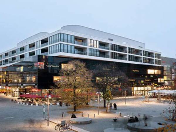 Helle Büros & Coworking im Business Center am Alexanderplatz, — Bild 1