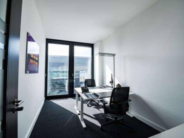 Helle Büros & Coworking im Business Center am Alexanderplatz, — Bild 5