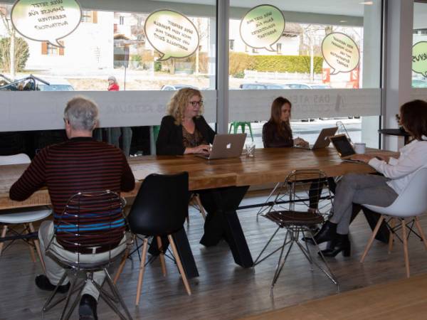 Moderner Coworking Space in Holzkirchen im Zentrum — Bild 7