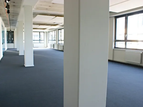 Bürofläche in Köln (Hahnwald) – Moderne Bürofläche in neu renoviertem Gebäude in Köln-Hahnwald — Bild 5