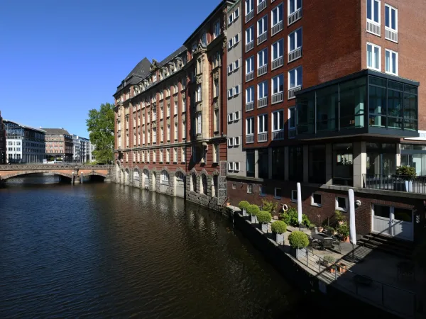 Abschließbares Büro in Hamburg (Altstadt) – Modernes Business Center mit Alsterfleet-Anleger in Hamburg-Altstadt — Bild 7