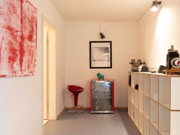 Schreibtischplatz in München (Sendling) – Helle Bürogemeinschaft im grünen Hinterhof in München-Sendling — Bild 5