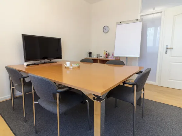 Abschließbares Büro in Frankfurt am Main (Nordend-West) – Ruhiges Einzelbüro in Bürogemeinschaft in Frankfurt Nordend-West — Bild 5