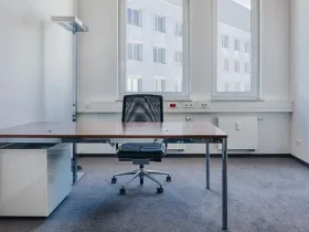 Helle Büroräume in hochwertiger Bürogemeinschaft in Hamburg-Lokstedt