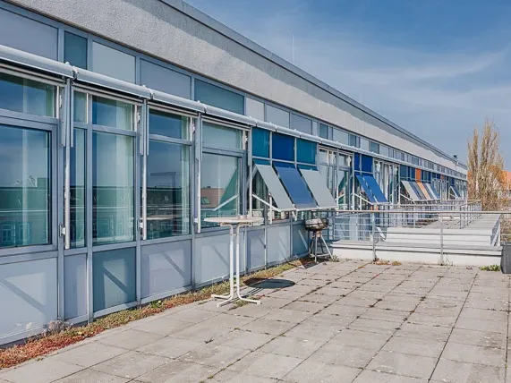 Abschließbares Büro in Hamburg (Lokstedt) – Helle Büroräume in hochwertiger Bürogemeinschaft in Hamburg-Lokstedt — Bild 7