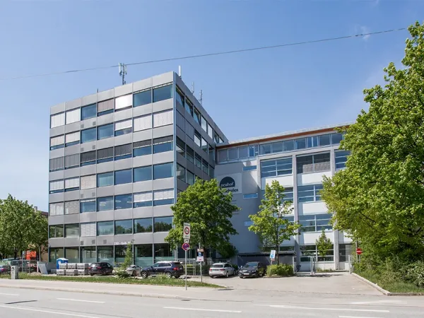 Abschließbares Büro in München (Sendling) – Moderne Bürogemeinschaft in Sendling mit Blick über München — Bild 5
