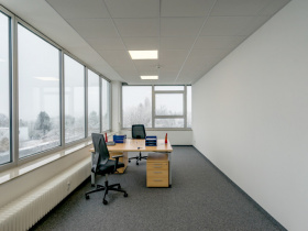 Top flexible Büros im modernen Gewerbepark