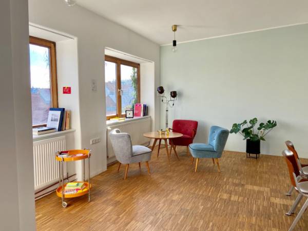 Heller Arbeitsplatz mit Dachterrasse am Naschmarkt — Bild 7