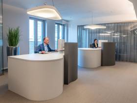 Exclusives Business Center auf dem Opernplatz