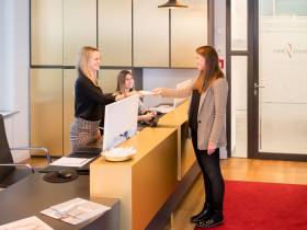 Flexible Büros und Coworking Space direkt am KöGraben