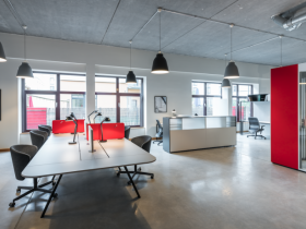 Arbeitsplätze und Büros in neuem Co-Workingspace im Europaviertel