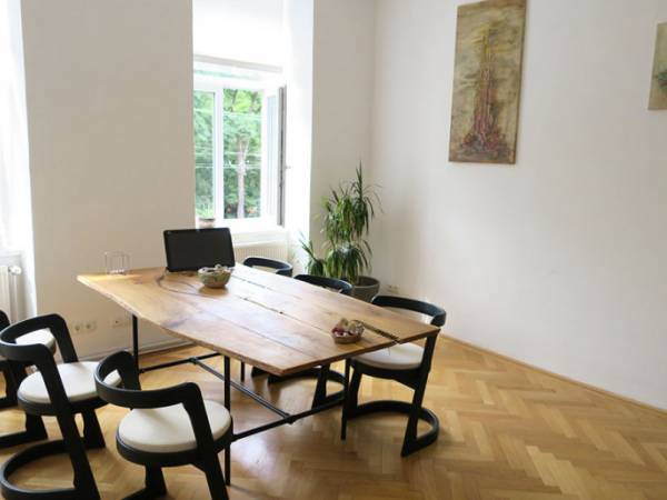Schöne Arbeitsplätze und Büroräume in einer netten Bürogemeinschaft — Bild 5