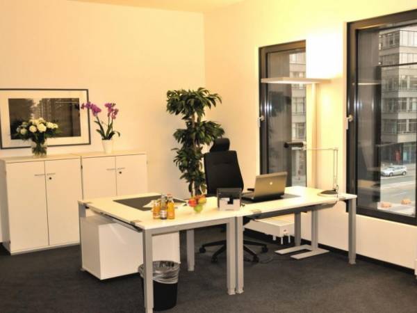 Moderne Büroräume und Coworking in Hamburg-HafenCity — Bild 8