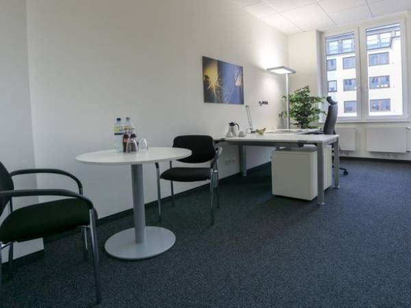 Moderne Büros & Coworking in der Hamburger Altstadt — Bild 2