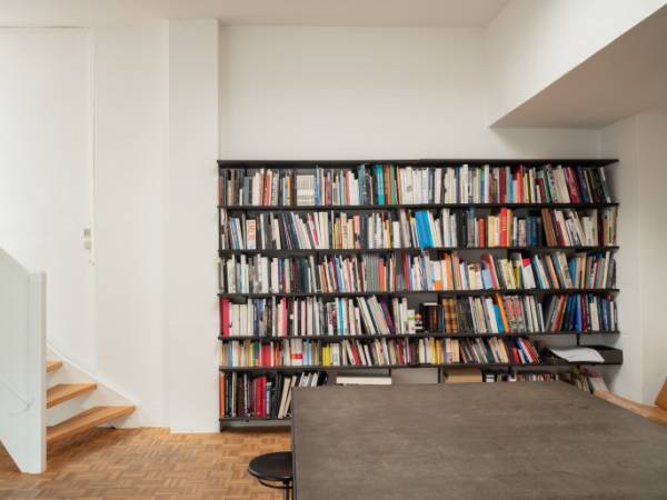 Lichtdurchflutetes Loftbüro in Bürogemeinschaft im — Bild 6