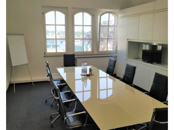 Individuelle Büroräume in alter Marienschule in — Bild 2