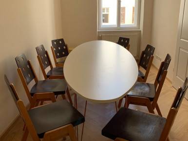 Coworking-Plätze in neu saniertem Altbau — Bild 8