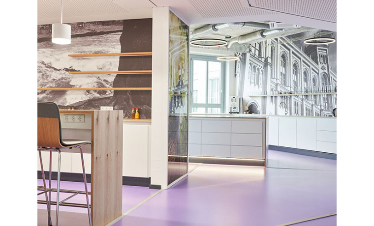 Arbeitsplatz Lilienthalstr. München Hallbergmoos