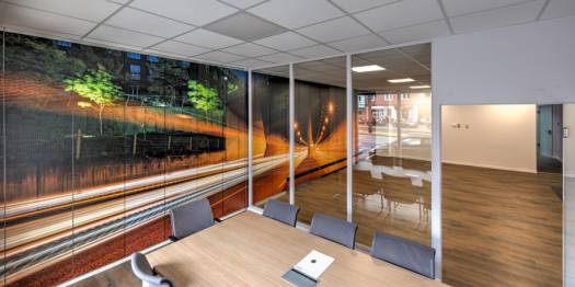 Freie Atelier- Bürofläche mit moderner Atmosphäre