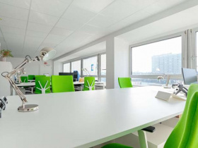 Arbeiten mit Skylineblick: professionelle Offices und Coworking