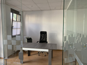 Arbeitsplatz / Büroplatz / Co-working in Berlin nähe Adlershof