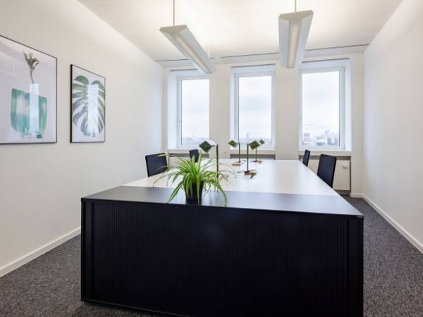 Moderner Coworking Space & Büros mit Panoramablick in Offenbach am — Bild 4