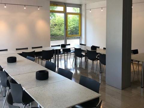 Attraktive Büroflächen und Showroom in Gärtringen — Bild 6