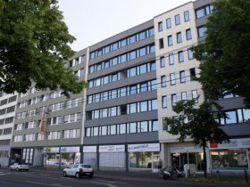 Schöner Büroraum mit toller Aussicht in Deutz