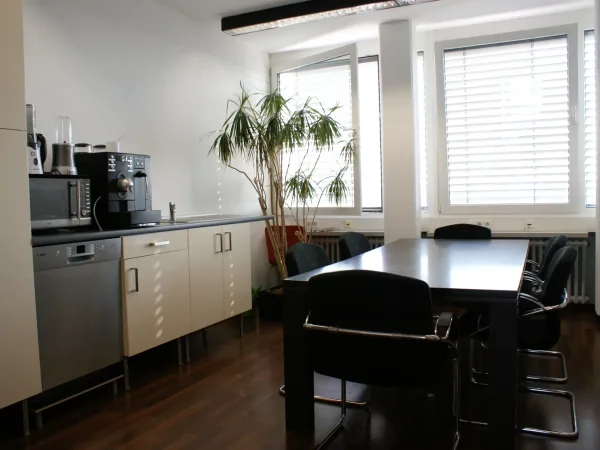 Abschließbares Büro in Köln (Deutz) – Büroraum in Bürogemeinschaft in Köln-Deutz — Bild 5