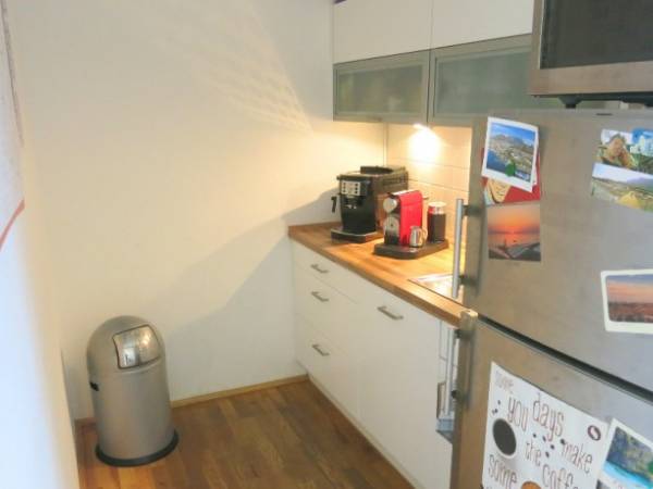 Moderner Arbeitsplatz in Bürogemeinschaft mit Loftcharakter in — Bild 5