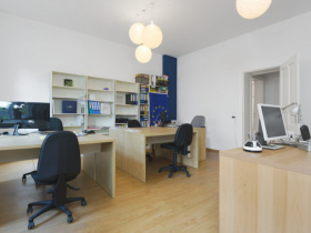 Arbeitsplätze in freundlicher Bürogemeinschaft